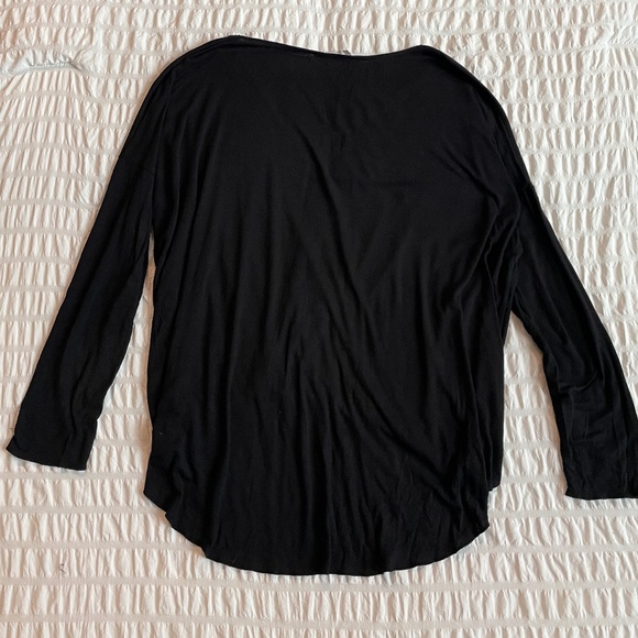 🌟 Boho Black V Neck Long Sleeve Draped Surplice Top Size L - Picture 4 of 10